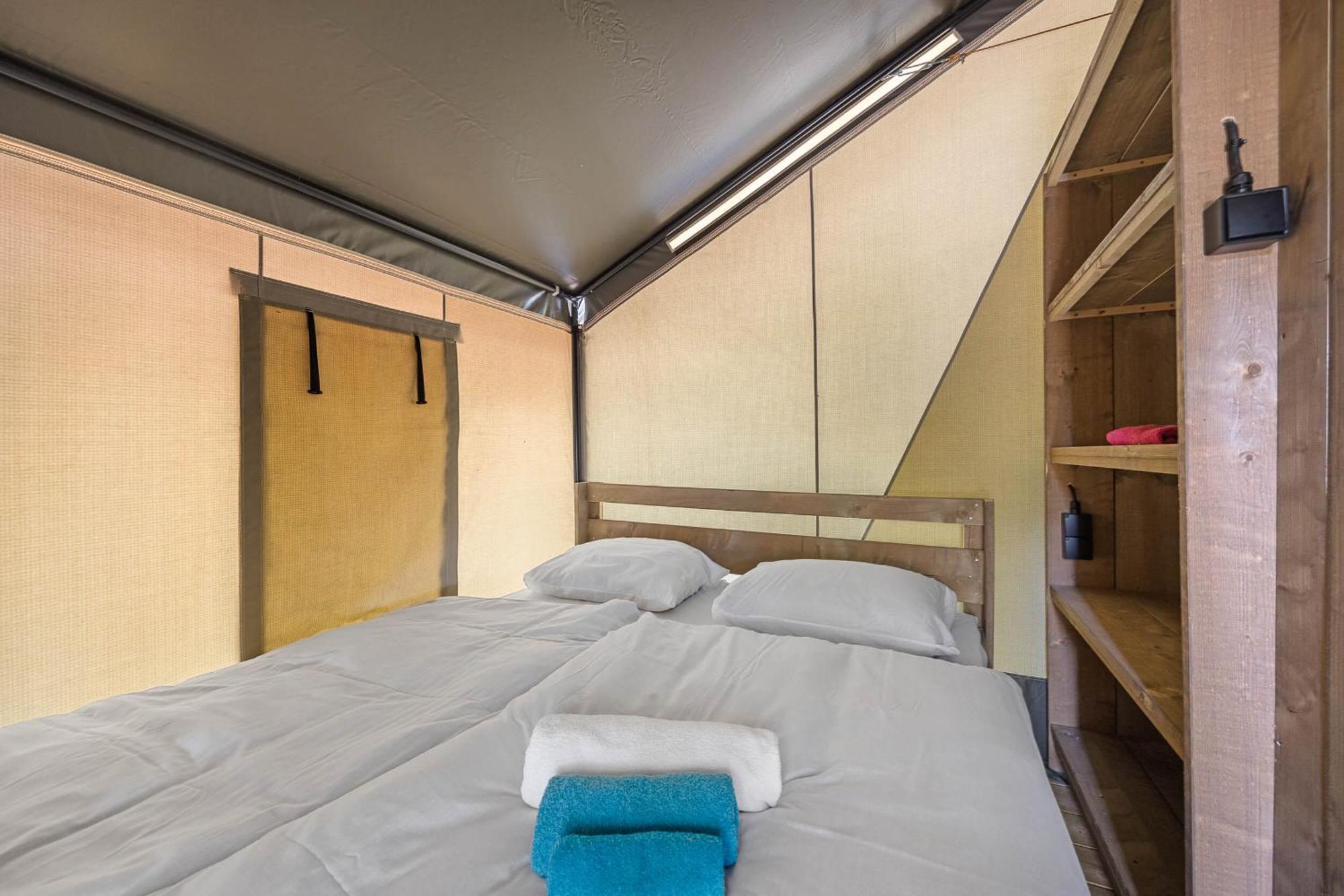Easyatent Safari Tent Lanterna Červar-Porat Habitación foto