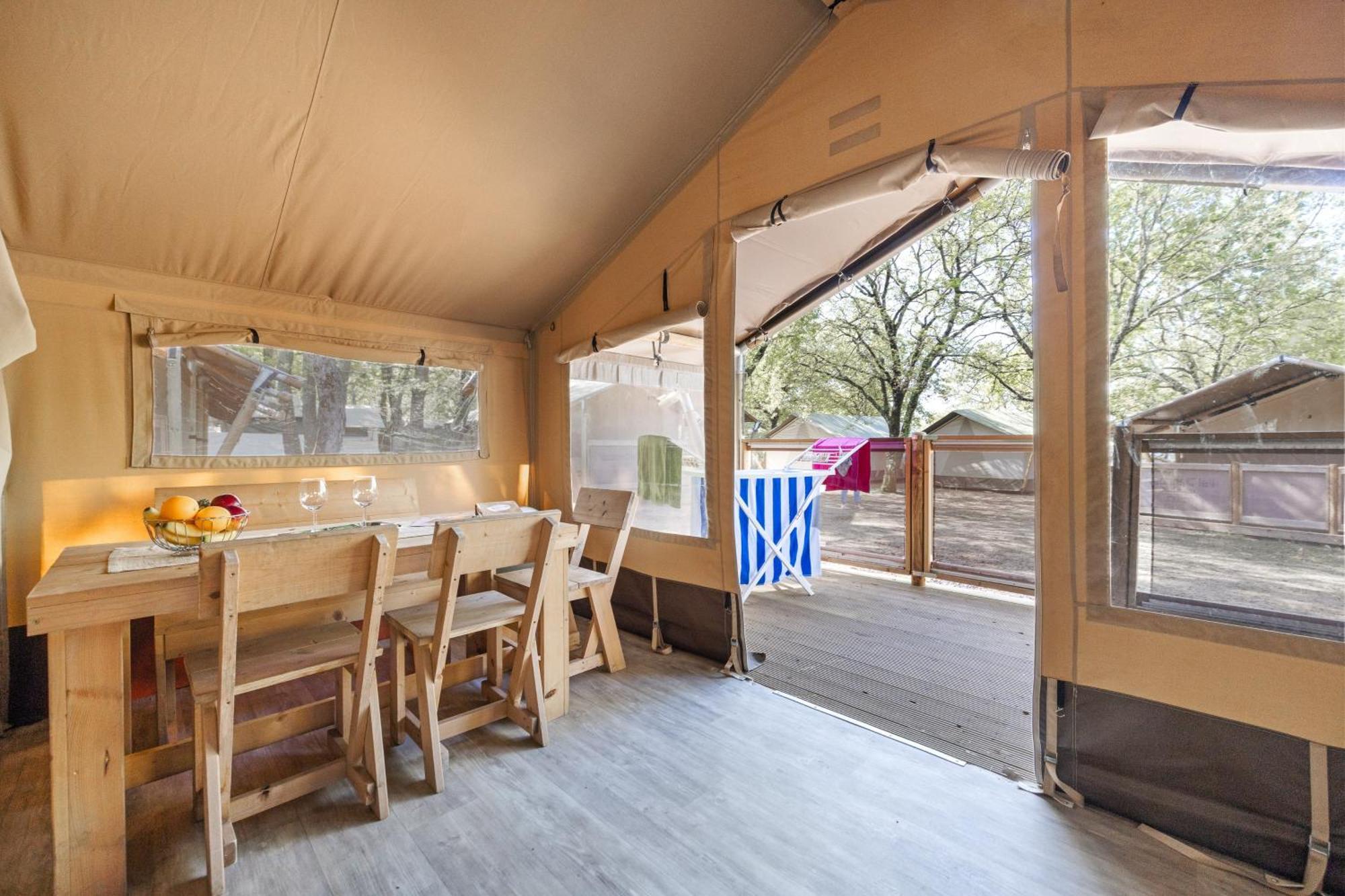 Easyatent Safari Tent Lanterna Červar-Porat Habitación foto