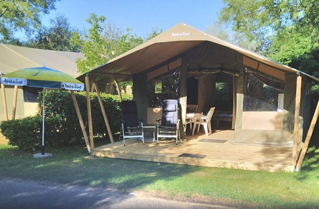 Easyatent Safari Tent Lanterna Červar-Porat Habitación foto